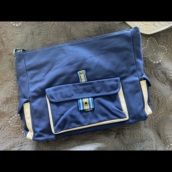 PB TEEN crossbody - Picture 3 of 4